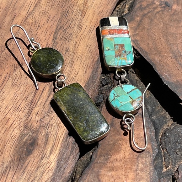 Native American silver and mosaic turquoise, coral & shell earrings - Picture 4 of 6